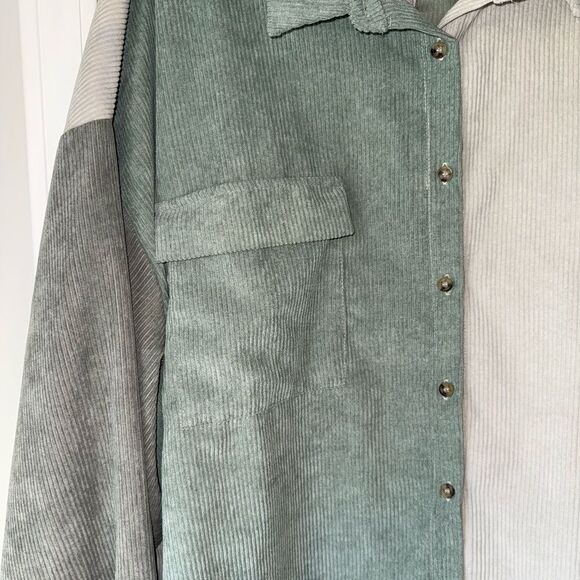 BOOHOO OVERSIZED COLOR BLOCK CORD SHIRT Size 22 - Picture 5 of 7